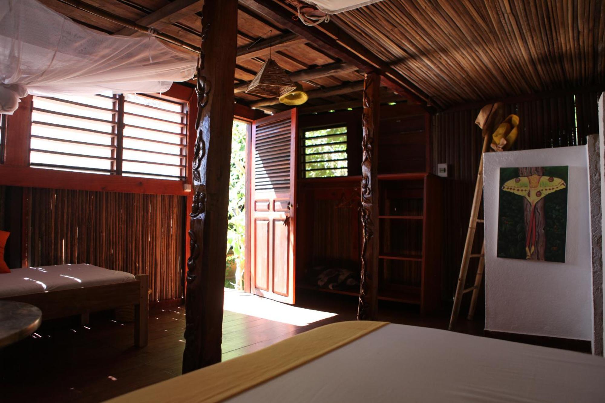 Floraly Komba Hotel - Nosy Komba Buitenkant foto