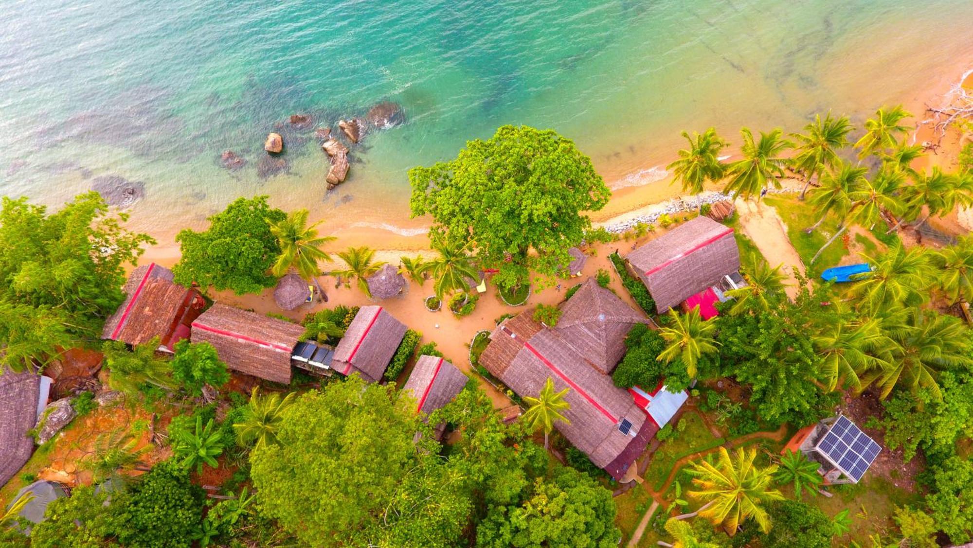 Floraly Komba Hotel - Nosy Komba Buitenkant foto